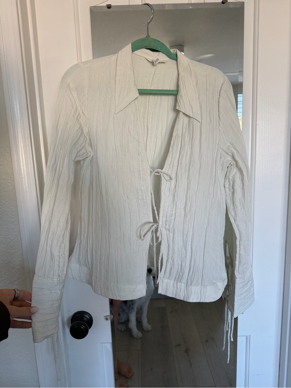 H&M Women’s Cream Textured Tie-Front Blouse
